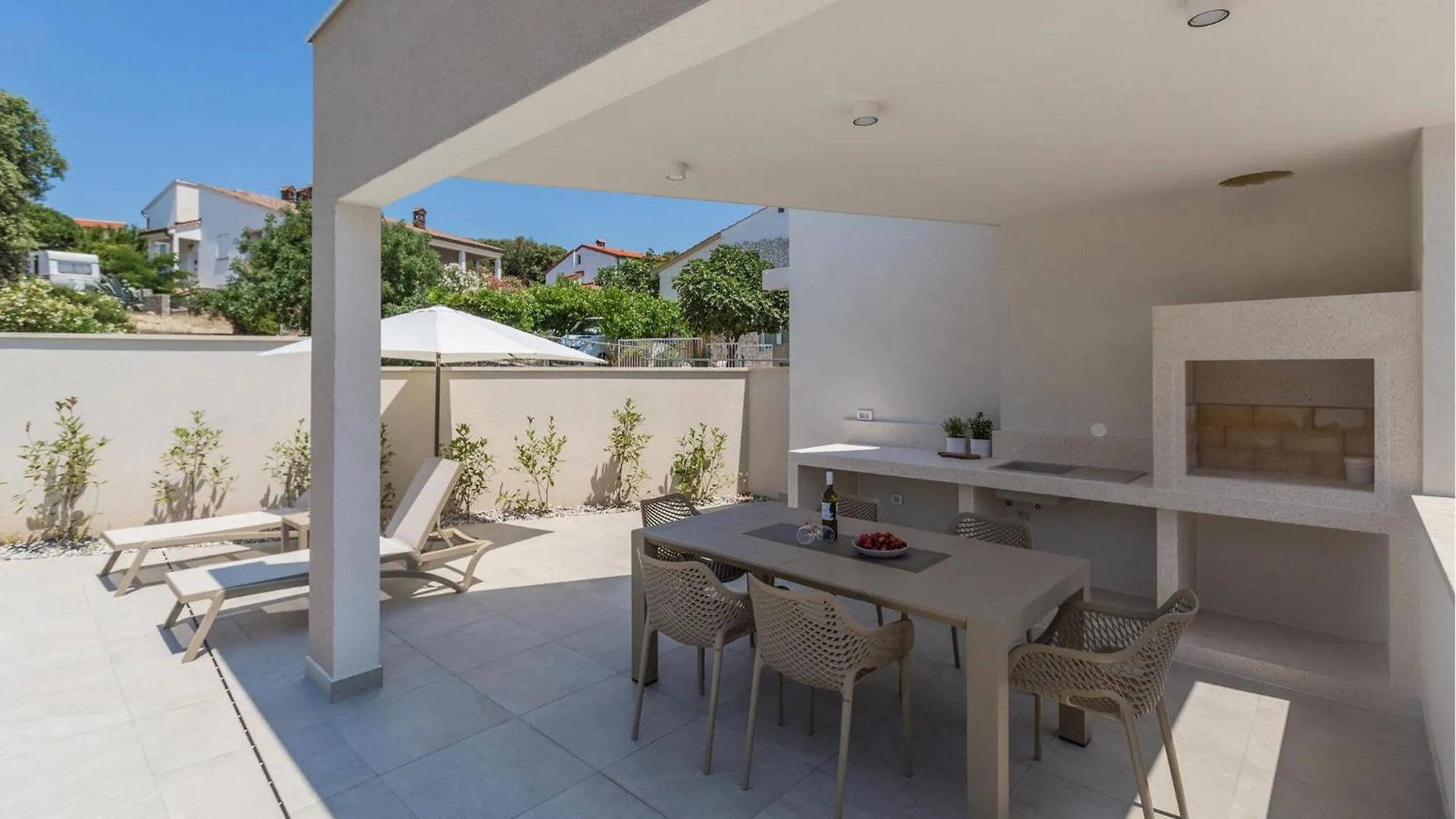 Awesome Home In Barbariga With Kitchen Croatia