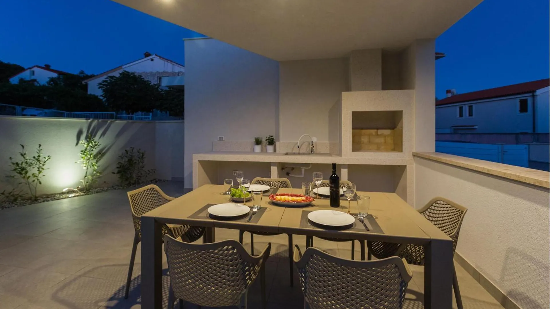 Awesome Home In Barbariga With Kitchen 0*,