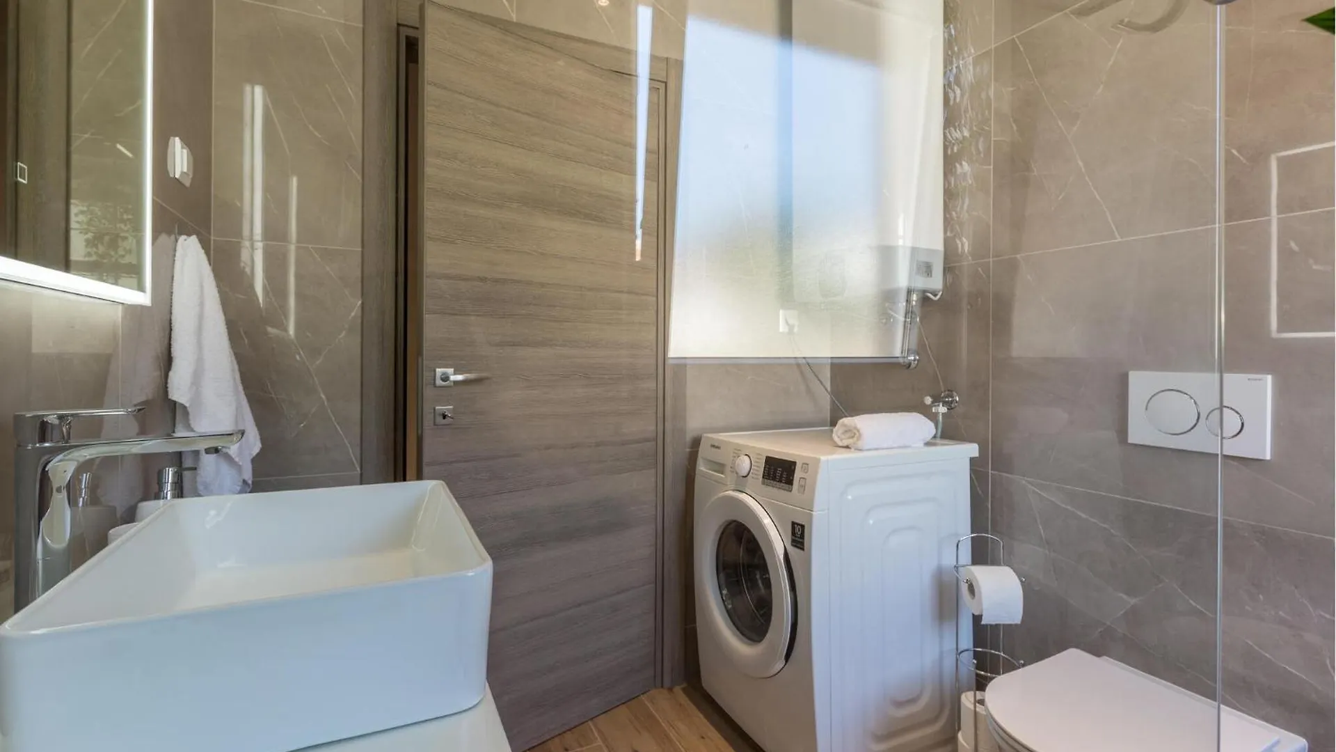 Awesome Home In Barbariga With Kitchen 0*,  Kroatien